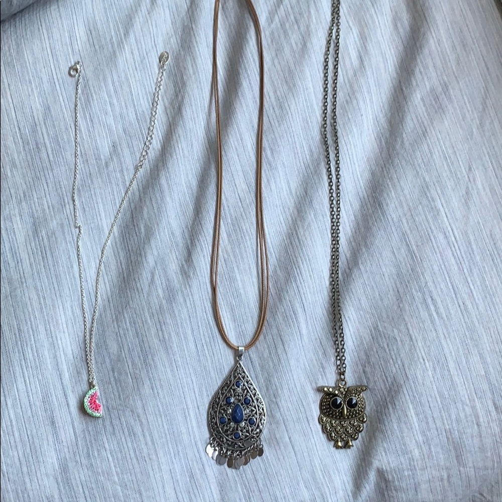 kids necklace bundle ( can buy separately)